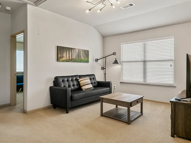 7015 Windy Run Ct — Photo 25