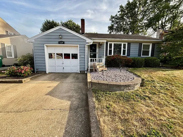 129 7th St, Columbiana, OH 44408