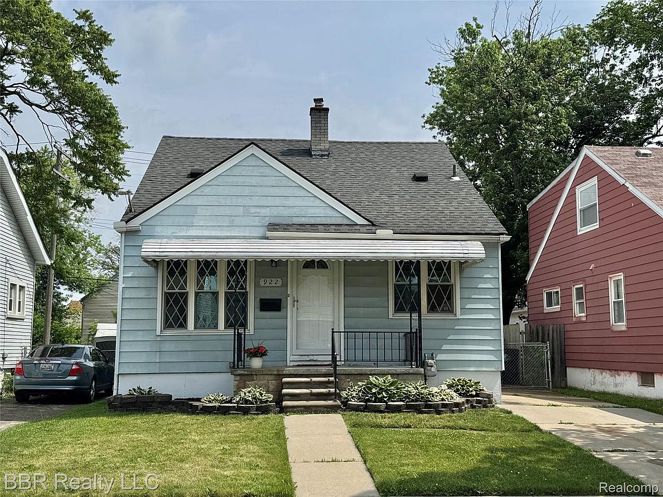 1st image of 922 White Ave