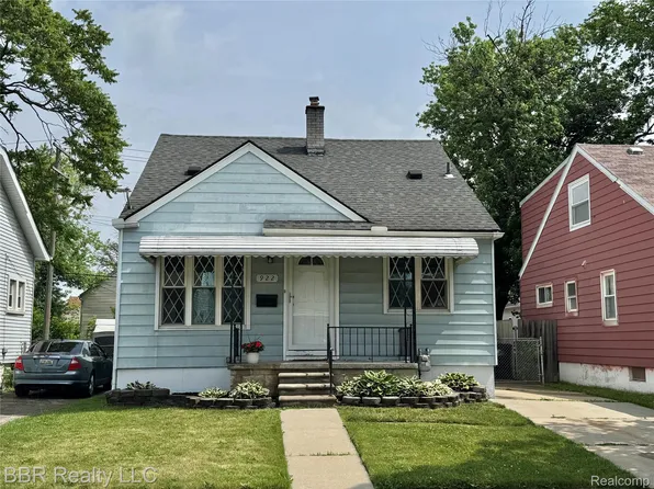 922 White Ave, Lincoln Park, MI 48146