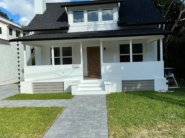 7121 SW 63rd Ave, South Miami, FL 33143
