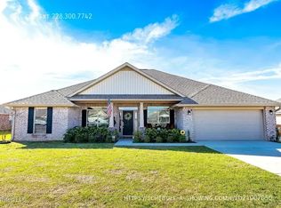 6217 Emerald Lake Dr, Biloxi, MS 39532