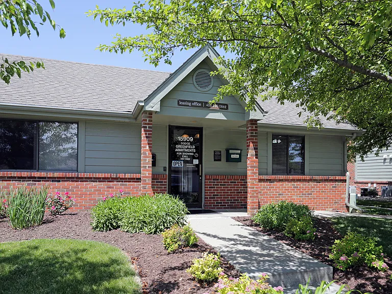 Greenfield — Photo 14