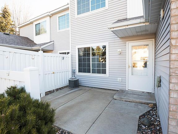Spacious front patio
