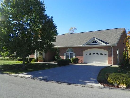 525 Carriage Dr Beckley Wv 25801 Mls 80203 Zillow