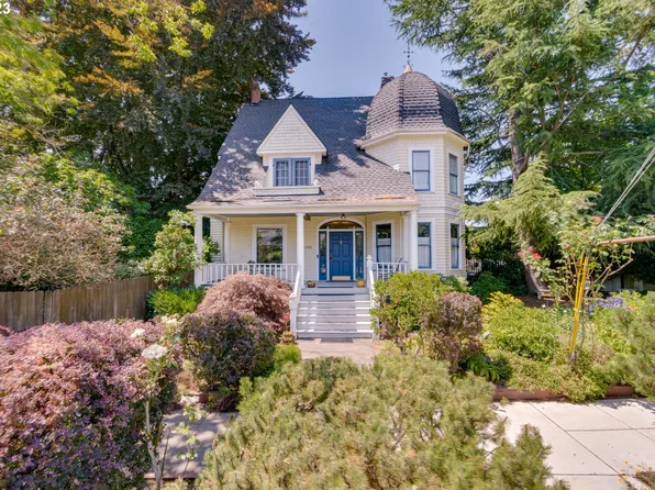 2401 SE 26th Ave, Portland, OR 97214