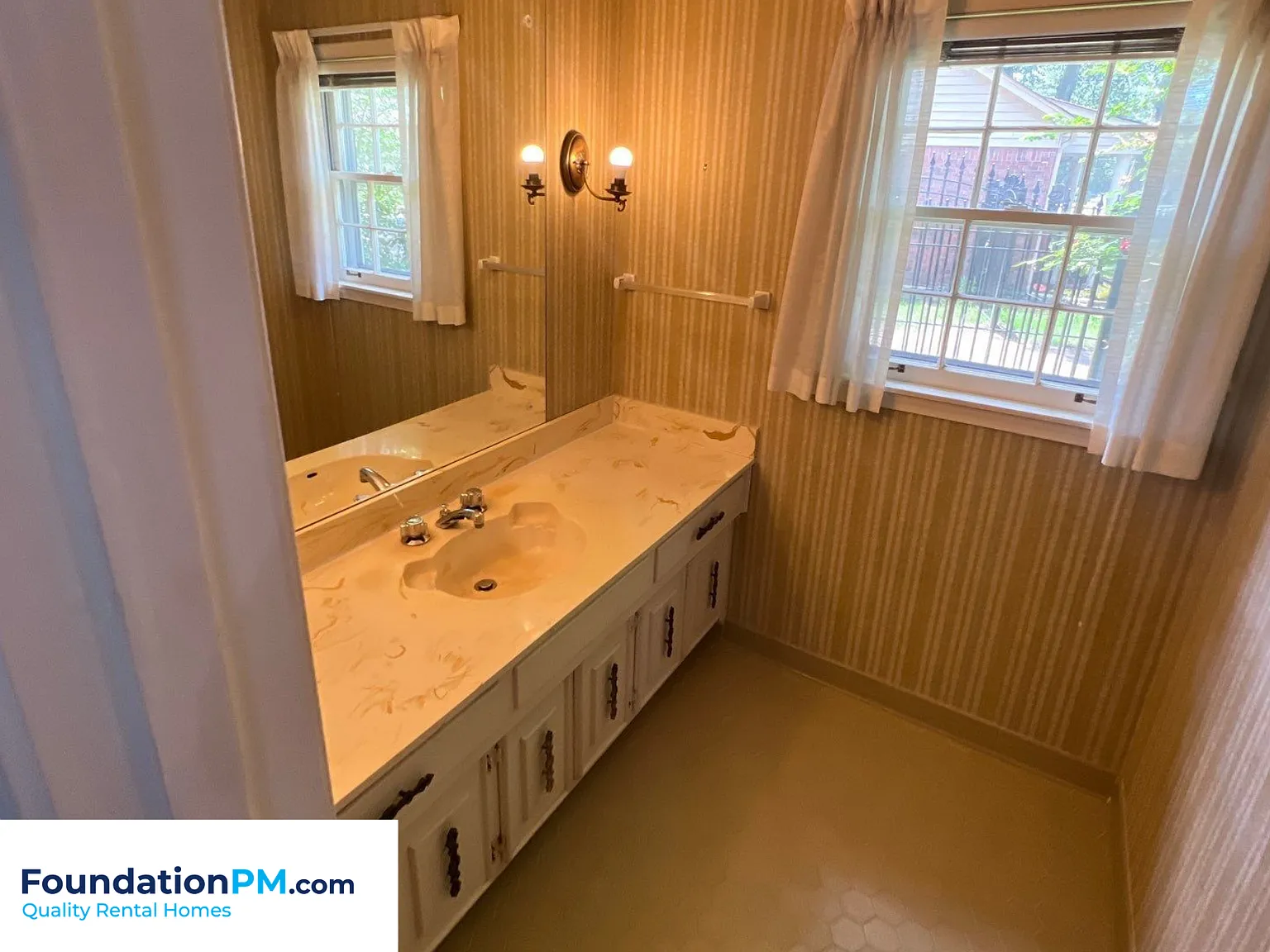 2608 Abercorn Cove - 1 — Photo 4