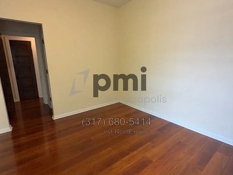 Indy Downtown Colonial Apartments — Photo 25