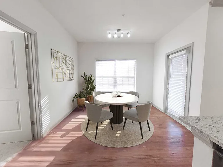 Legacy Cornelius Apartments — Photo 11