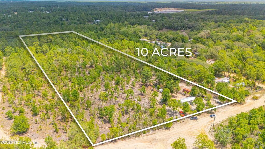 116 LONDON Avenue, Interlachen, FL, Interlachen
