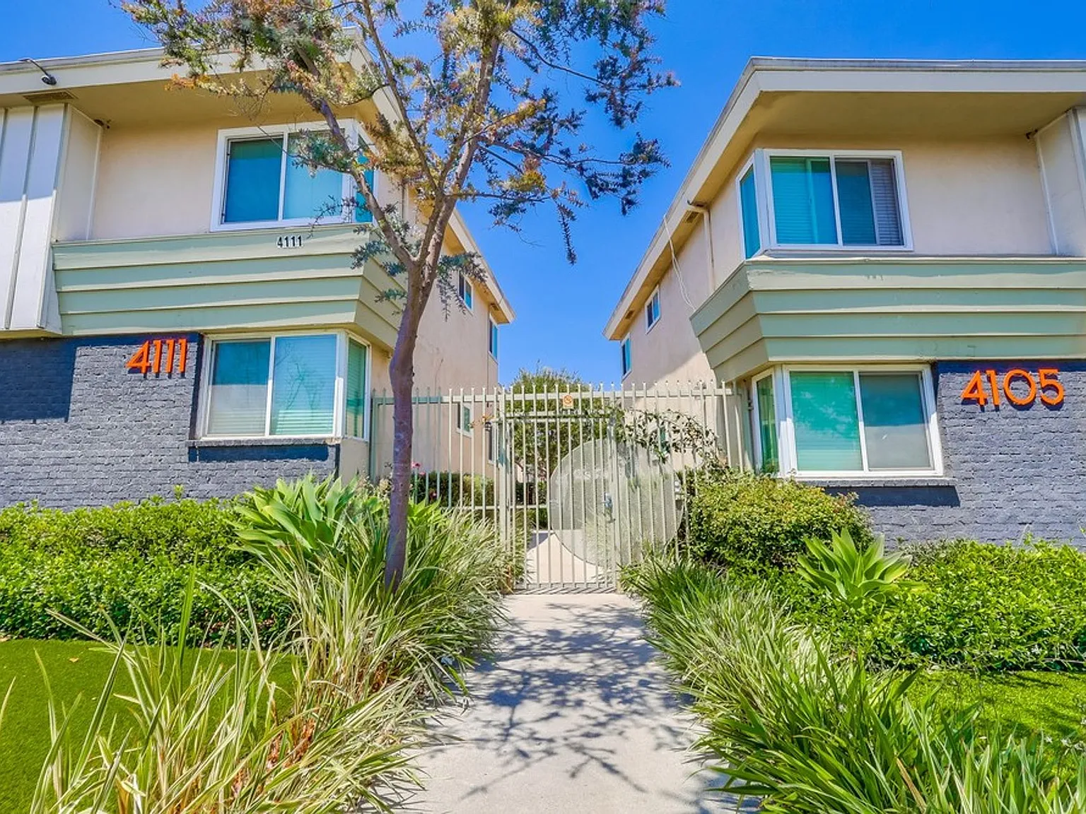 Secure, Stylish Property Near Leimert Park & Baldwin Hills — Photo 2