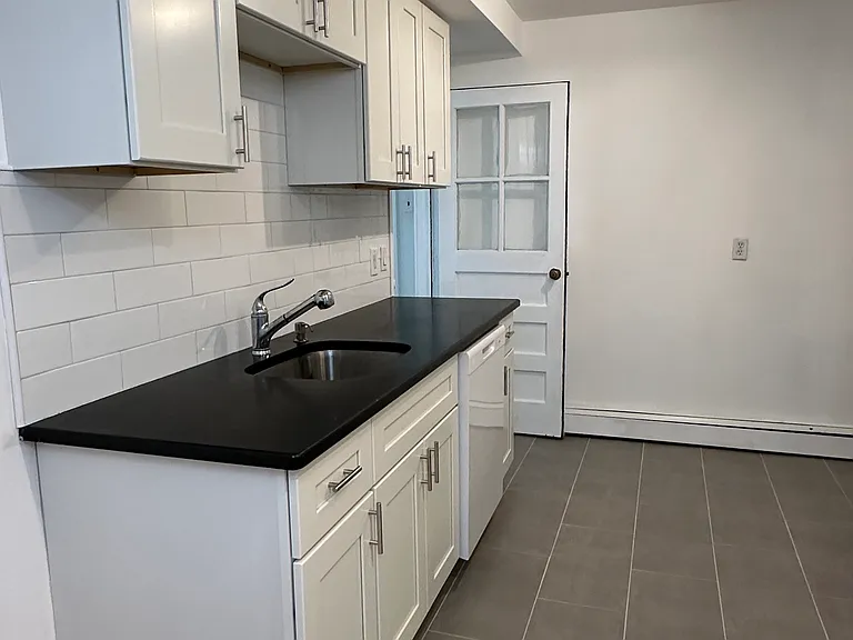 36 Morningside Ave — Photo 9