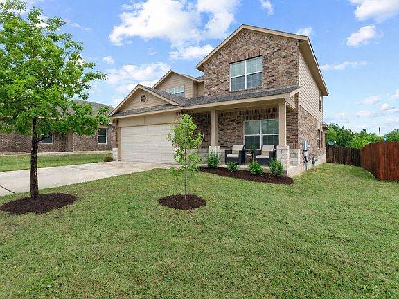 2nd image of 1402 Deodara Dr