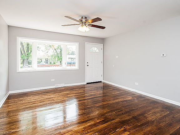 2nd image of 14816 Blaine Ave