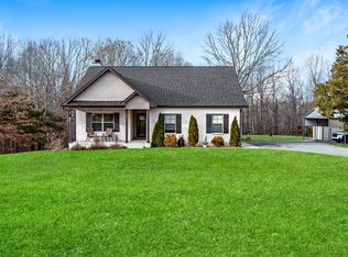 1743 Rapids Rd, Portland, TN 37148