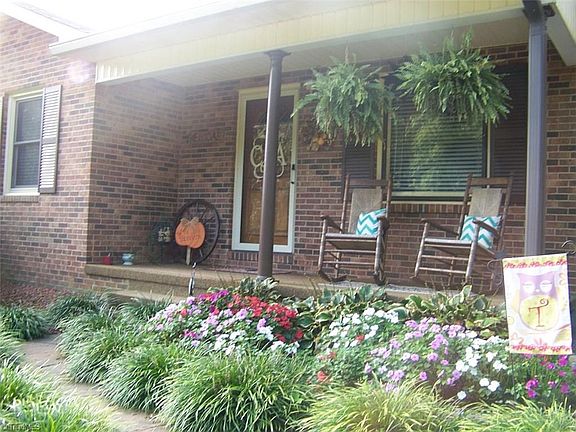 3rd image of 253 Sunrise Ave