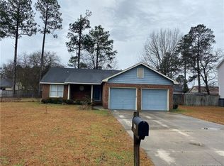 6829 Pin Oak Ln, Fayetteville, NC 28314
