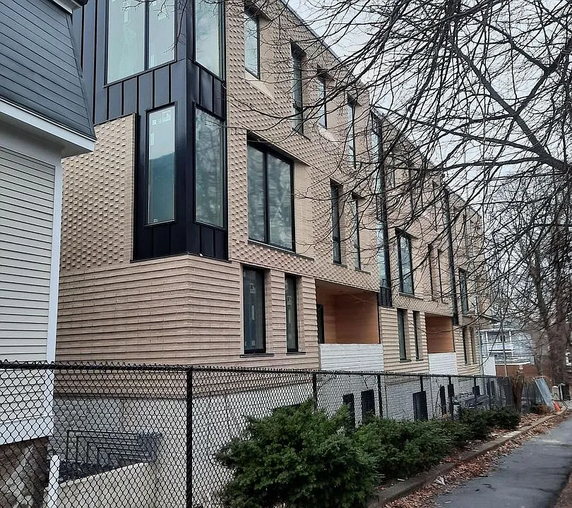 65 Cameron St #13