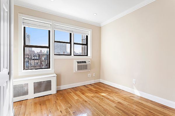 1st image of 344 E 85th St APT 6C