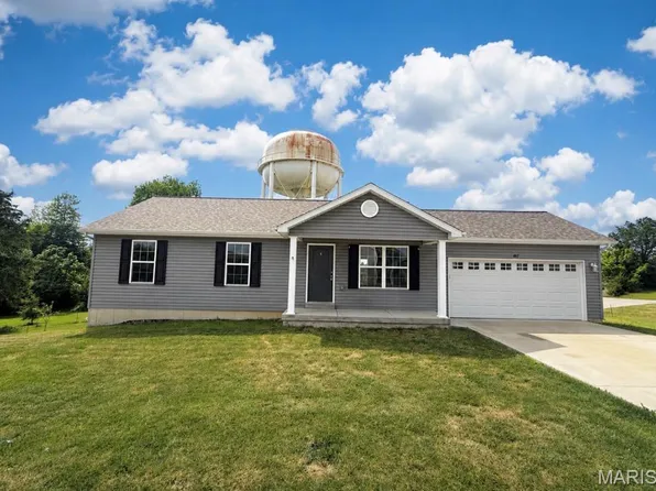 807 Navajo Trl, Warrenton, MO 63383