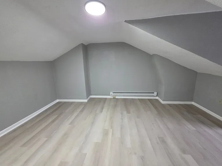 913 Peralta St #A — Photo 13
