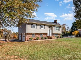 1606 Allen Ln, Conover, NC 28613