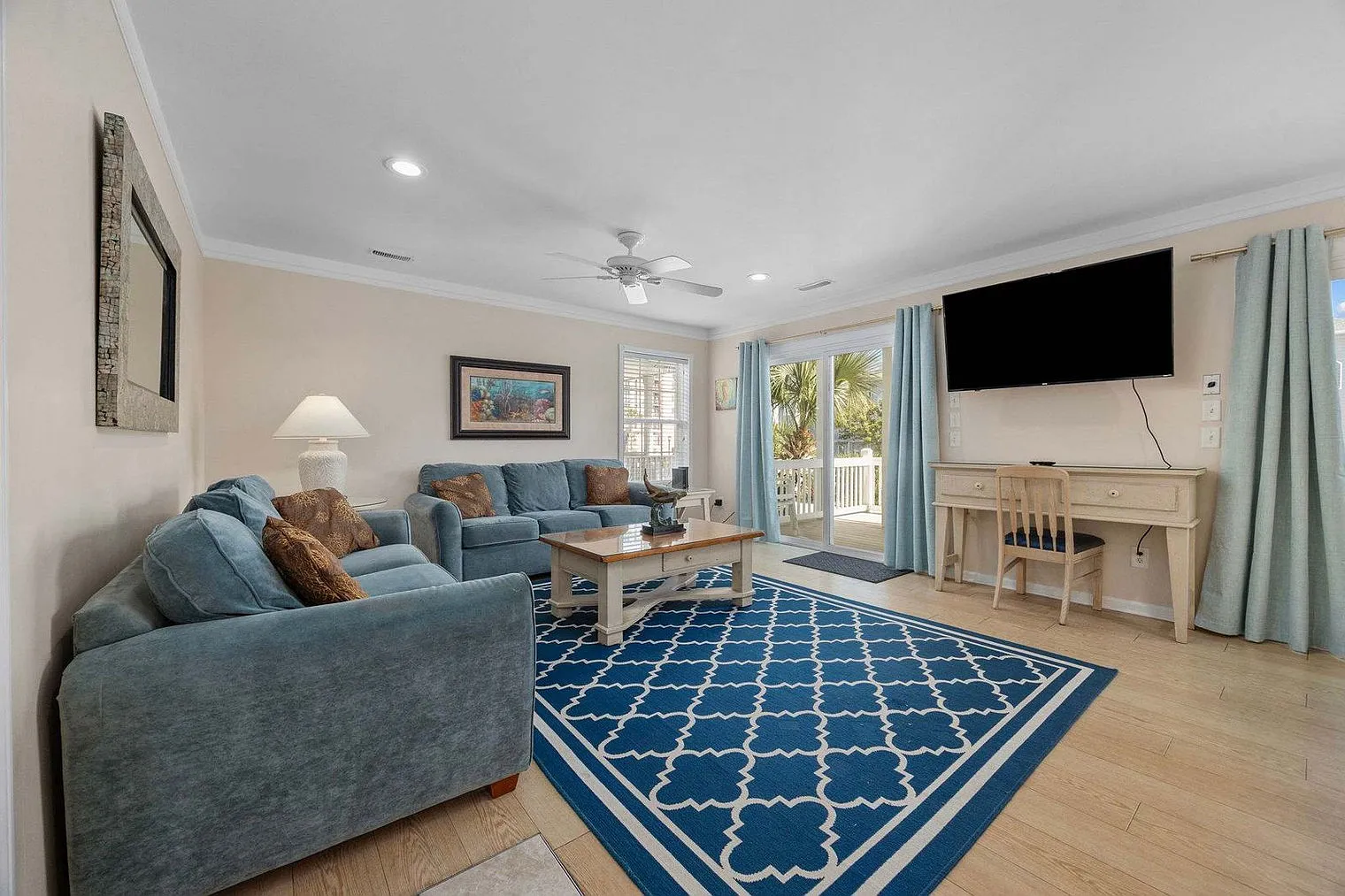 5 bed, 3.0 bath, 2098 sqft, $11,051 — Photo 1