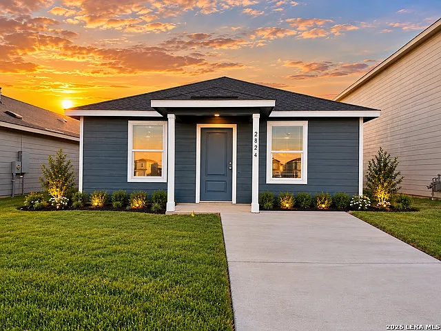 4 bed, 6.0 bath, 1500 sqft, $1,500 — Photo 1