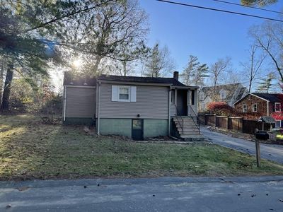 90 Annawon Dr, Halifax, MA, 02338