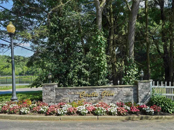 9 Pinewood Circle, White Plains, NY 10603