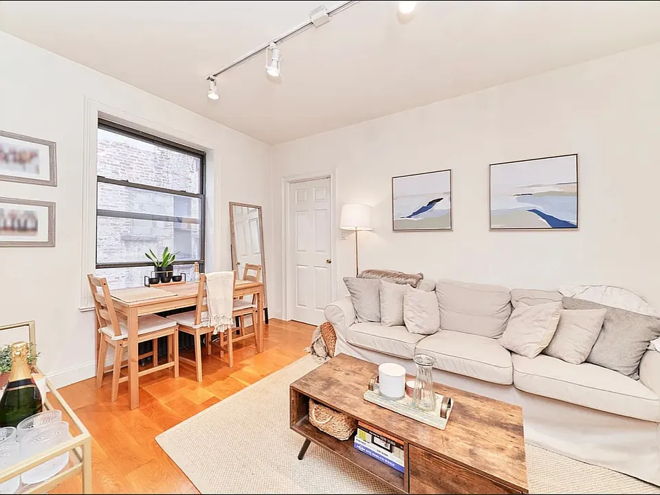 55 Barrow St #3