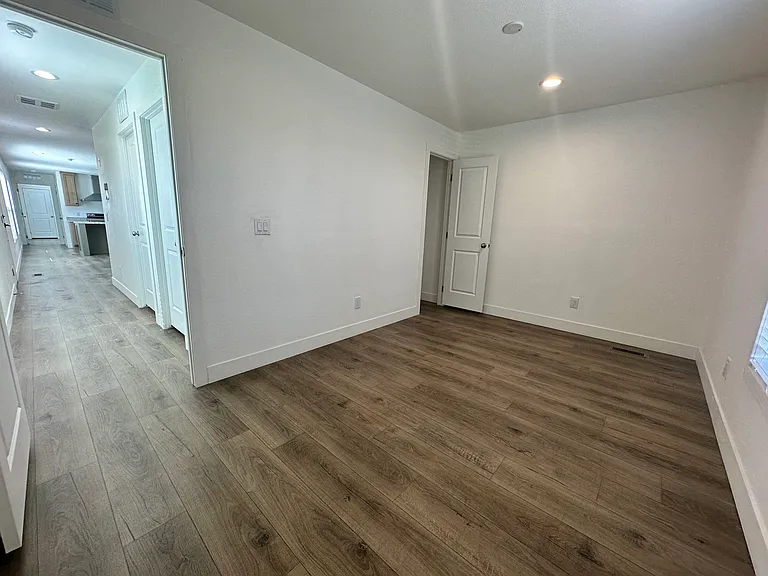 2060 N Center St #475 — Photo 12