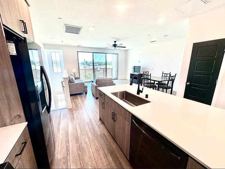 478 W Mahogany Ln — Photo 6
