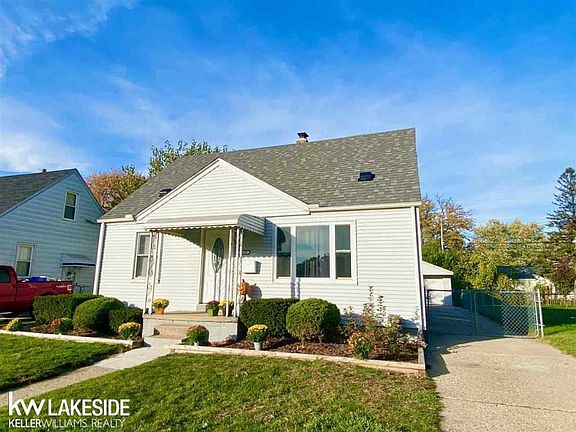 2nd image of 21629 Revere St