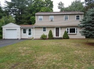 51 Memorial St, Baldwinville, MA 01436