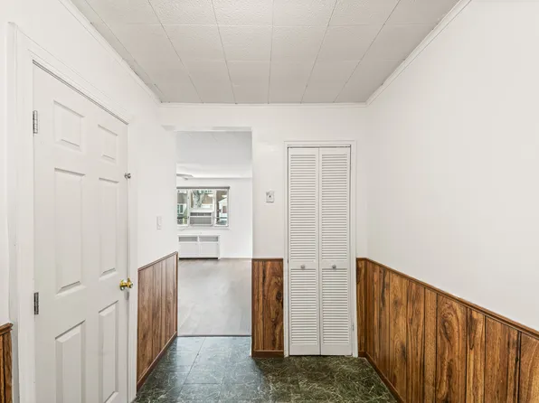 225-35 88th Avenue image 10 of 15