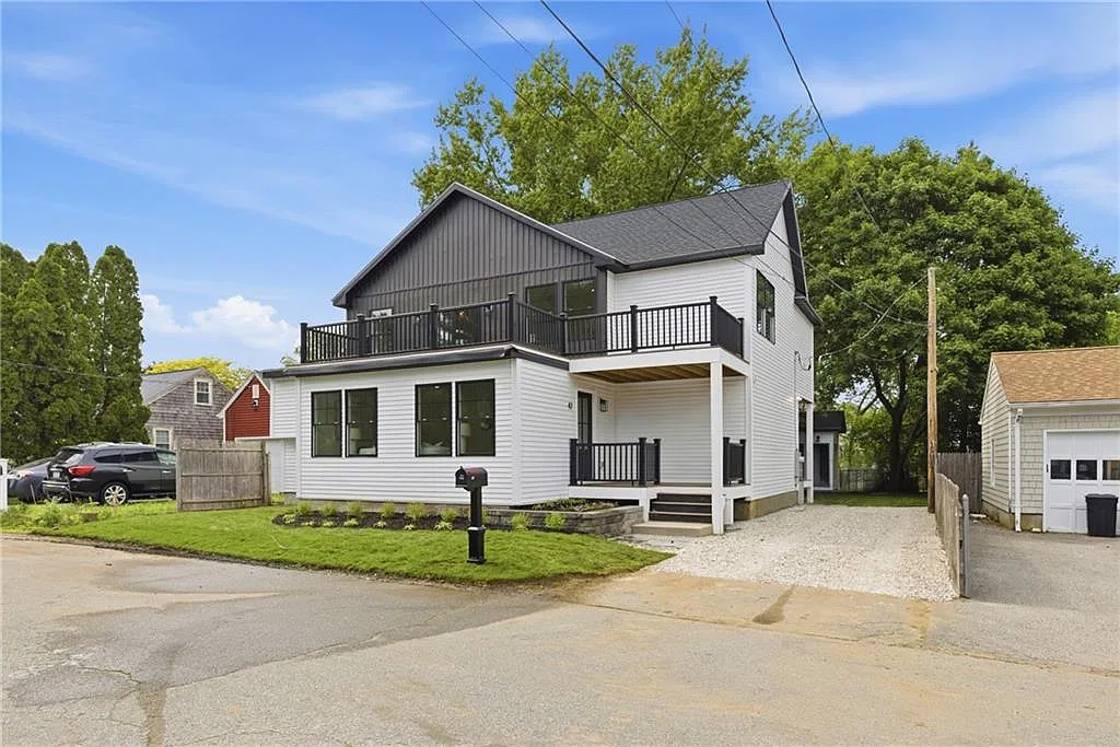 4 bed, 3.5 bath, 2430 sqft, $7,500 — Photo 3