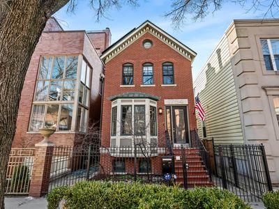 1754 N Hoyne Ave, Chicago, IL, 60647
