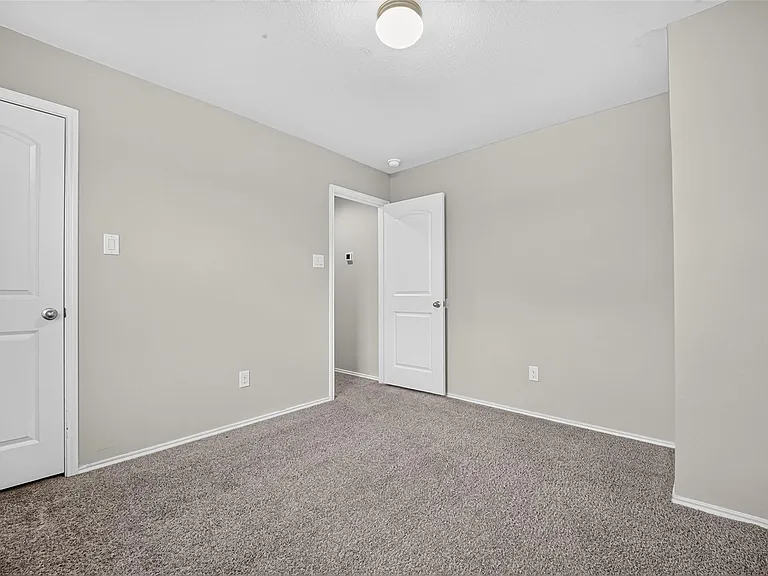 2330 Georgina Falls Dr — Photo 25