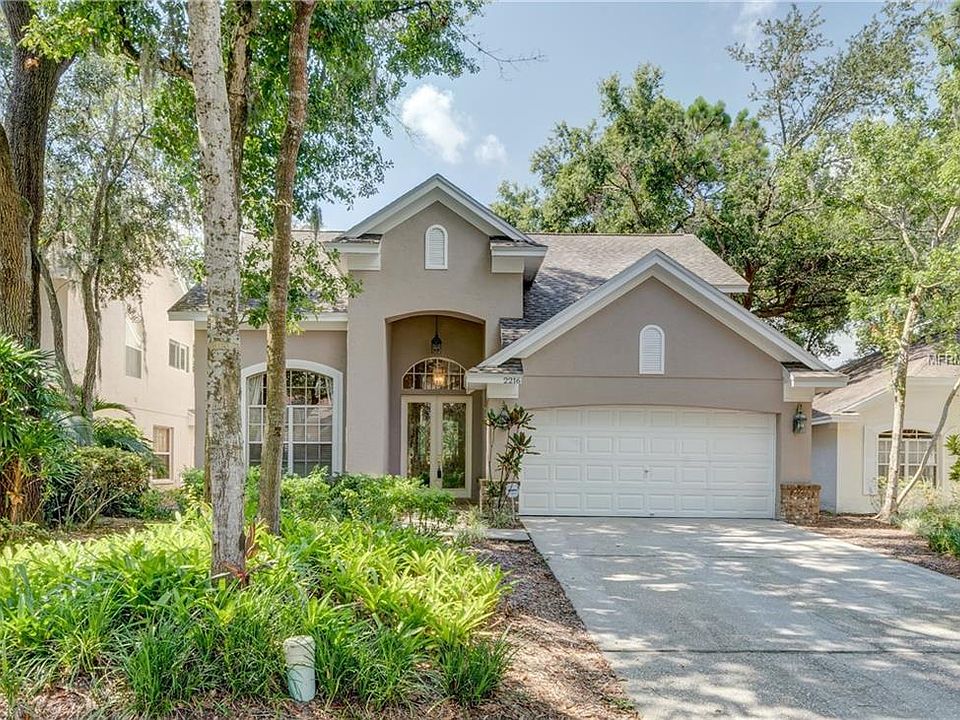 1st image of 2216 Green Oaks Ln