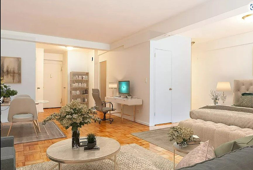 2nd image of 333 E 46th St APT 5L