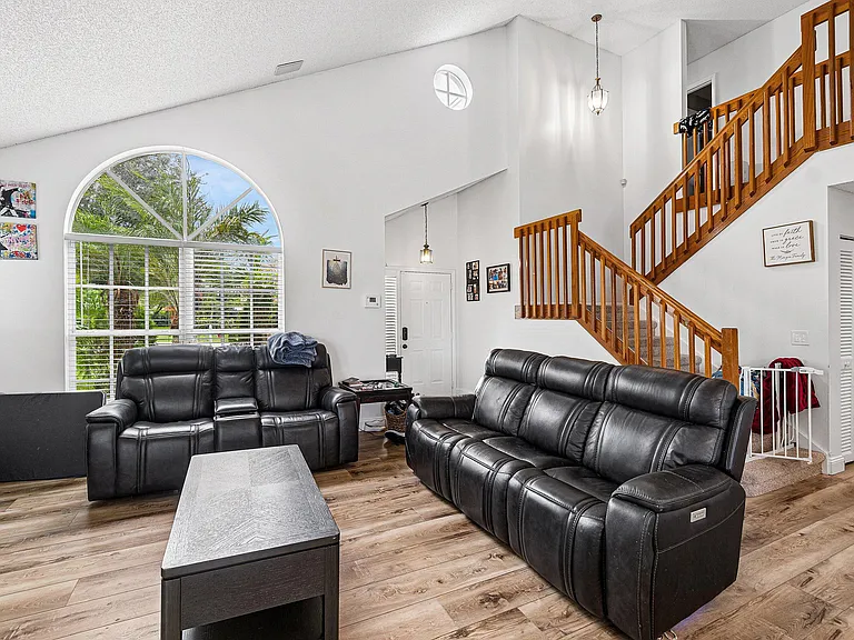 7366 Ashley Shores Cir — Photo 9