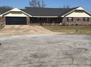 930 W Skyline Dr, Fort Cobb, OK 73038