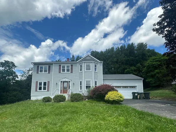 44 Clinton Dr, Washingtonville, NY 10992