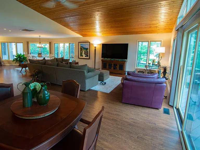 20 Pine Lake Dr — Photo 15