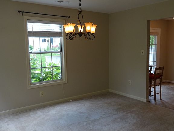 4th image of 13718 Creola Ct
