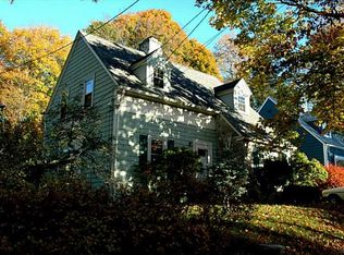 24 Creston Way, Providence, RI 02906