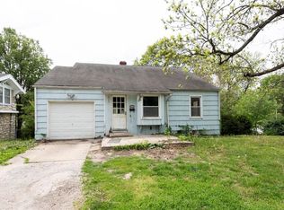 9523 E 13th St S, Independence, MO 64052