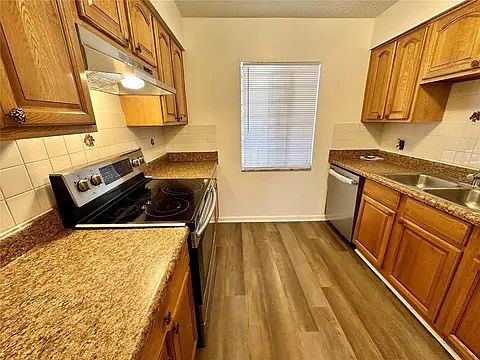 3rd image of 7519 Pitch Pine Cir APT B