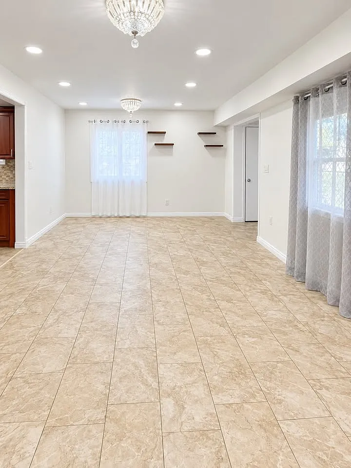 3 bed, 1250 sqft, $3,600 — Photo 3